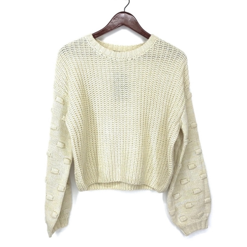 Oversized Moon & Madison Two Tone Ivory Balloon Sleeve 3D Knit Cropped Sweater